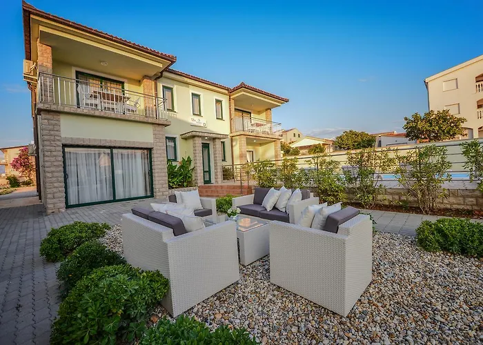 Sunset Deluxe Villa
