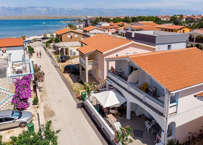 Fisa Apartments